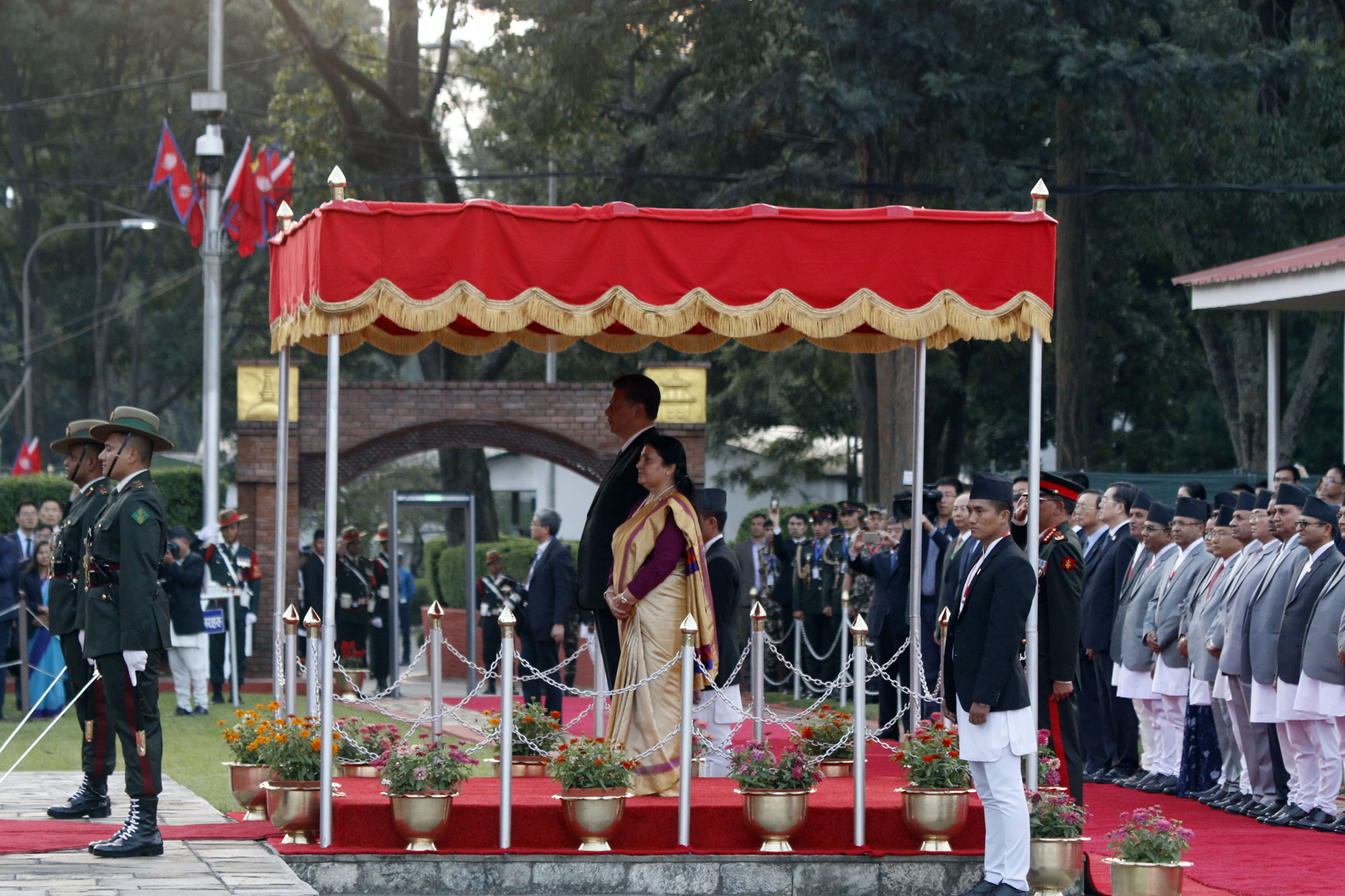 https://www.setopati.com/uploads/shares/2019/01/sujita/xi in nepal (6).jpg